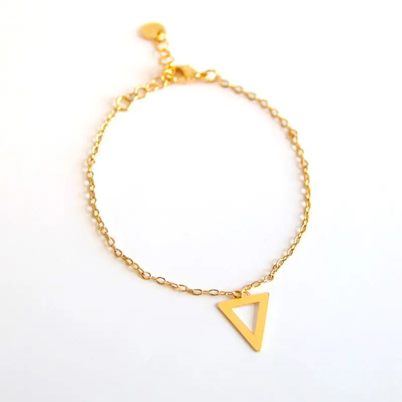 Farma Bijoux Υποαλλεργικό Βραχιόλι με Τρίγωνο 16/19CM (2G3T)