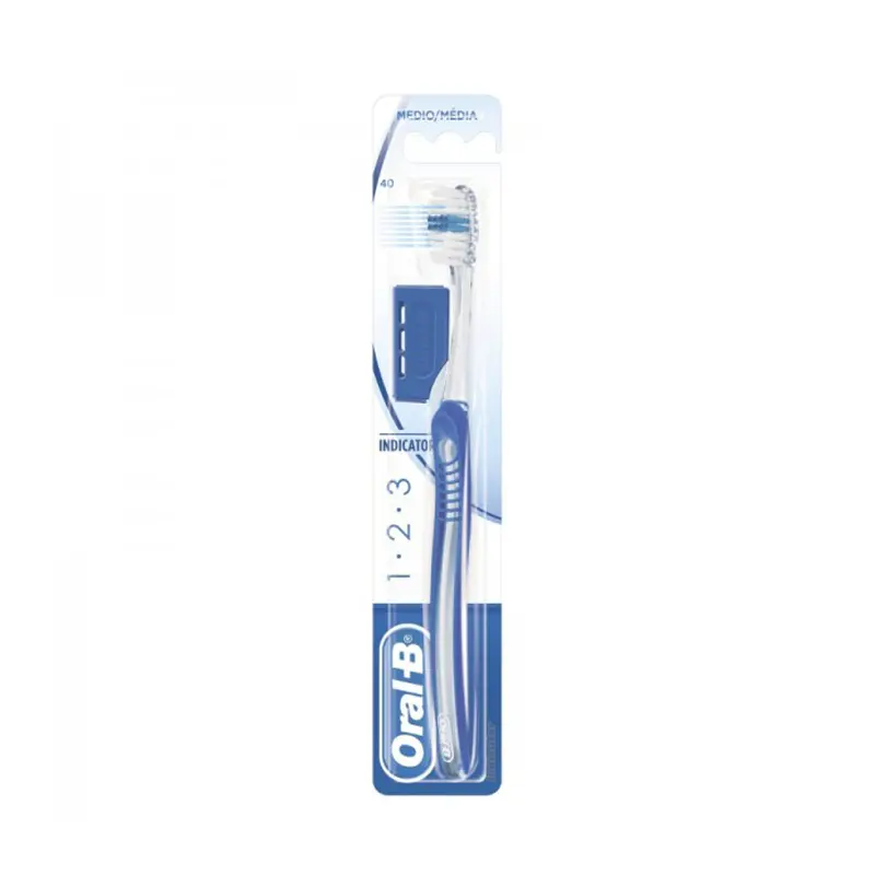 Oral-B 1-2-3 Indicator 40 Medium, Χειροκίνητη Οδοντόβουρτσα Μέτρια, 1τεμάχιο